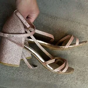 Journee Collection Shoes Journee Bella Rose Gold Glitter Block